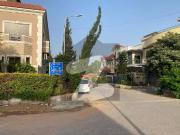 Sector g 13/4, vip location, next to corner, invester rate