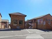 secure 3 bedroom haven in cobble sto.