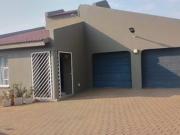 secure family home: 4 bedrooms, pool.