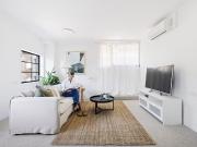 Secure one bed central Manly retreat steps to ferry,...