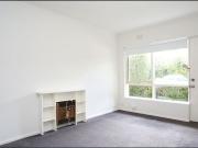 SECURE ONE BEDROOM APARTMENT WITH PRIVATE COURTYARD &...