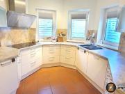 Seehaus auf Pachtgrund am privaten Neudörfler Badesee