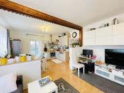 Sehr gepflegte 3 Zimmer Wohnung mit großem Balkon in...