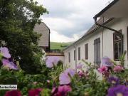 Sehr gepflegtes 2 Familienhaus mit Garten und Terrasse Sehr gepflegtes 2 Familienhaus mit Garten und Terrasse