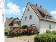 Sehr gepflegtes Einfamilienhaus mit schönem Garten und...