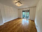 sehr geräumige 2 zimmer wohnung mit balkon in geidorf