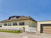 Sehr großer Bungalow mit 2 Terrassen, Keller,...