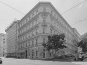 Sehr großzügige AltbauWohnung