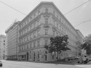 Sehr großzügige AltbauWohnung