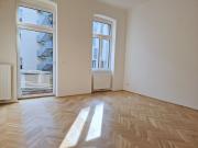 Sehr gut angeordnete 2 Zimmer Erstbezugs Altbauwohnung...