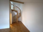 Sehr gut eingeteilte Mietwohnung mit Balkon in St....