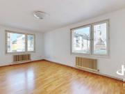 Sehr helle 2 Zimmer Wohnung, getrennt begehbar!