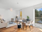 Sehr helle DG Wohnung direkt bei der Alten Donau