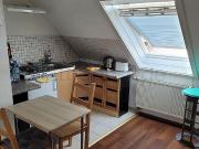 Sehr helle möblierte 1,5 Zimmer Dachgeschosswohnung in...