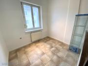 Sehr helle, neu ausgemalte 72m² grosse 3 zimmer wohnung...