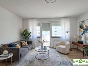 SEHR HELLE NEU RENOVIERTE 2 ZIMMER WOHNUNG MIT BALKON