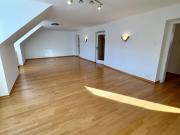 SEHR HELLE, PROVISIONSFREIE, 120m² 3,5 ZIMMER WOHNUNG IN...