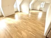 SEHR HELLE, PROVISIONSFREIE, UNBEFRISTETE 114m² 3 ZIMMER...