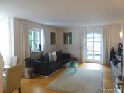 Sehr schöne 2,5 Zimmer Maisonette Wohnung mit Garten in...