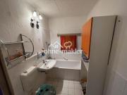 Sehr schöne 2 Zimmer Wohnung mit Balkon und Stellplatz