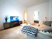 Sehr schöne 3 Zimmer Whg komplett möbliert ! Fußläufig...