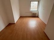 Sehr schöne 3 Zimmer Wohnung mit Balkon und innen...