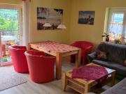 Sehr schöne 3 Zimmer Wohnung mit großen Balkon