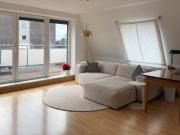 Sehr schöne, helle, Dachgeschosswohnung mit Balkon in...