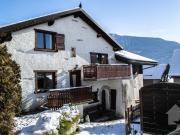 Sehr schönes Dorfhaus mit Charakter von 5,5 und 2,5 Zimmern