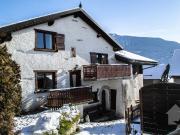 Sehr schönes Dorfhaus mit Charakter von 5,5 und 2,5 Zimmern