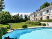 Sehr schönes Master Anwesen in einer beliebten Gegend...