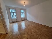 Sehr zentral und ruhig gelegen mit Balkon Stilaltbau...