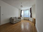 Selborne Road, Ilford IG1, 1 bed flat to rent, £1,350...