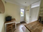 Self contained annexe with private access, large bed...