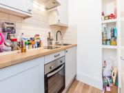 Self contained modern Studio located in Muswell Hill...