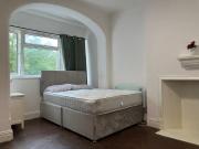Self Contained Studio Flat Dss Welcome