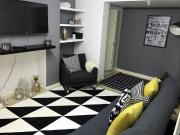 Self contained studio located in Hackney inclusive of...