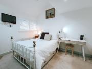 Self Contained Studio Room Bills Included!