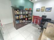 Selling Under Market Value Intermediate Unit, 930 SQ FT...