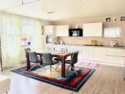 Seltene Gelegenheit: 3 Zimmer Wohnung im EG+Garage+2...