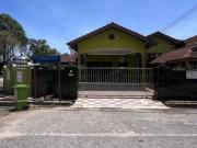 Semi D Cornerlot Near Pantai Kempadang With Swimming Pool