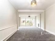 Semi detached house for rent in Galpins Road, Thornton...