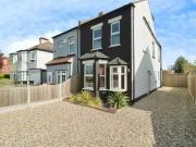Semi detached house to rent in Sutton Road, Southend On...