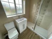 Semi detached house to rent on Semi detached house to rent on