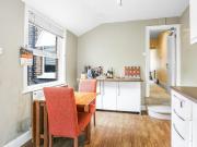 Semi detached house to rent on