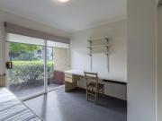 SEMI FURNISHED 5 BEDROOM APARTMENT!
