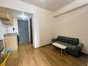 Semi Furnished 1 Bedroom Condo for Sale at The Rise in...