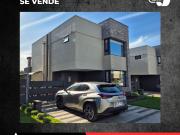 SEMI NUEVA EN CONDOMINIO BELO HORIZONTE