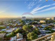 Semi nuevo, luminoso con bella vista