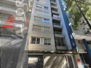 Semi piso de 3 amb. frente Suite Balcón Cochera y...